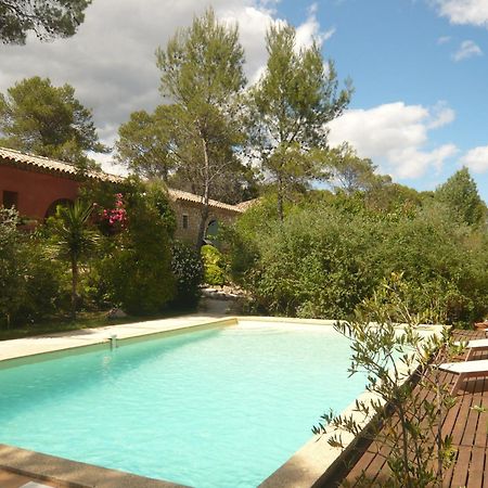 L'Ostal Du Pic St Loup Bed & Breakfast Saint-Jean-de-Cuculles Dış mekan fotoğraf